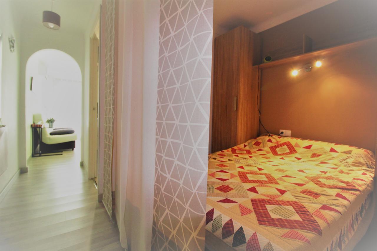 Sylvia 11D1 - Precioso Estudio En Primera Linea De Mar - Centrico - Terraza Vista Mar - Playa - Wifi Apartment เอมปูเรียบราบา ภายนอก รูปภาพ